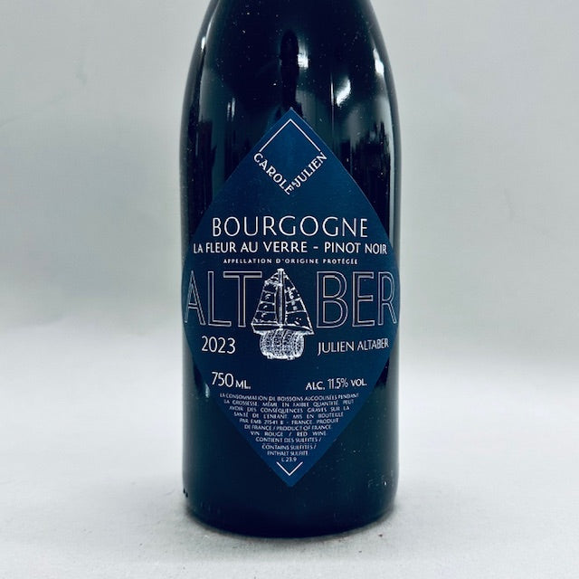 2023 Julien Altaber La Fleur au Verre Rouge